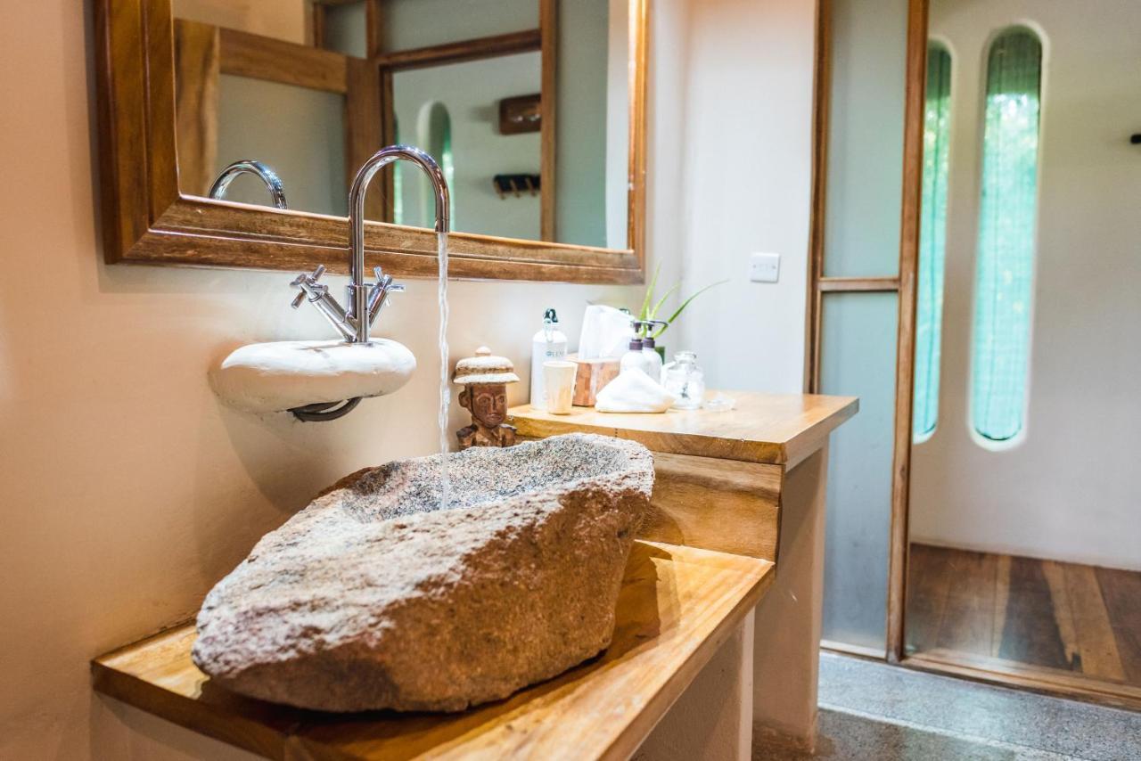 Lemala Wildwaters Lodge Kangulumira Ngoại thất bức ảnh